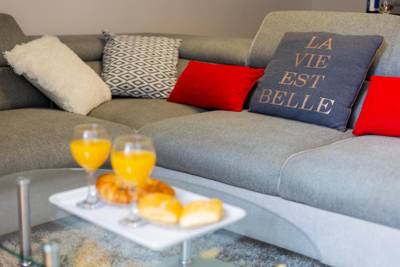 Bella Vista - Cozy Apartments With Easy Check-In And Free Parking Split Exterior foto