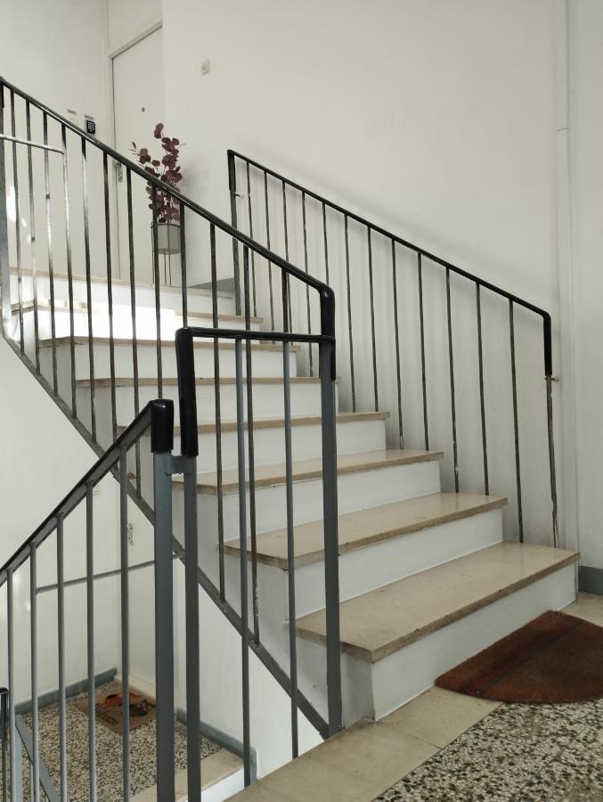 Bella Vista - Cozy Apartments With Easy Check-In And Free Parking Split Exterior foto